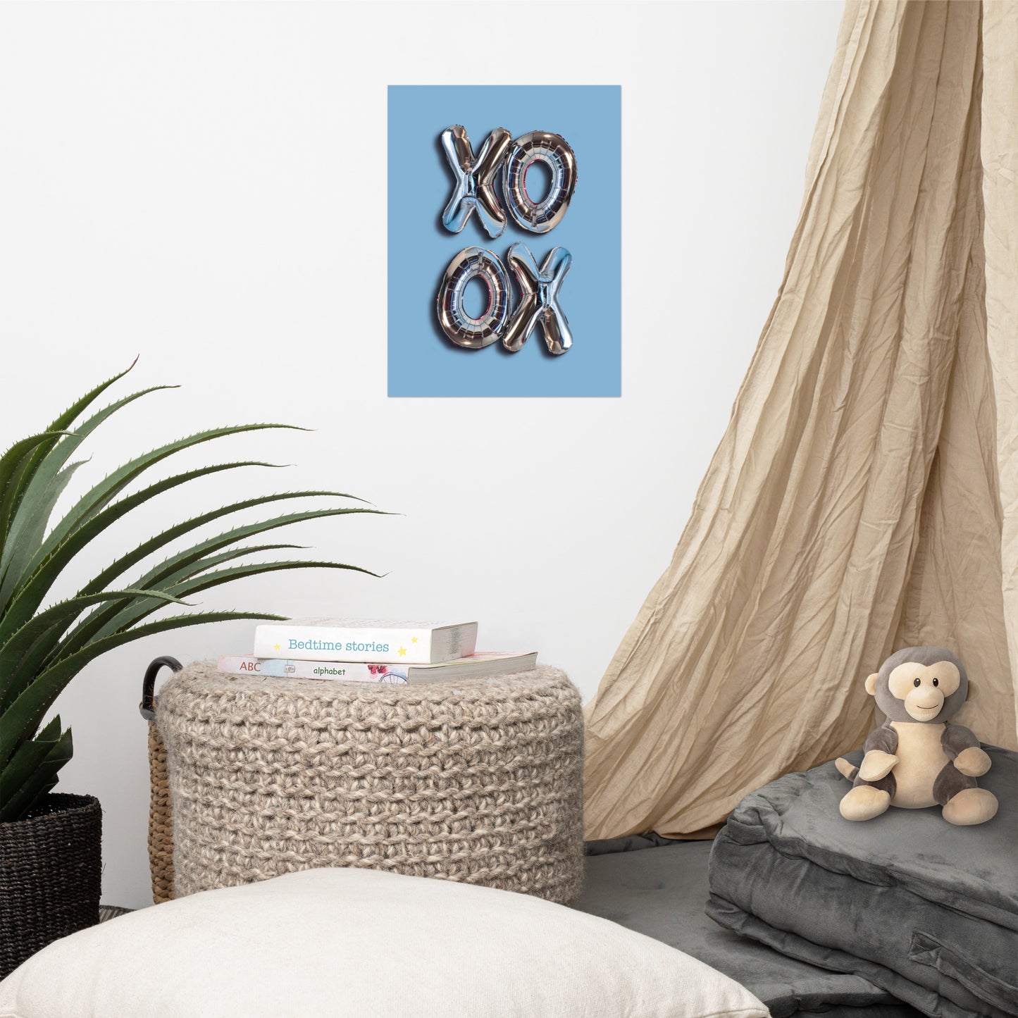 XOXO Poster